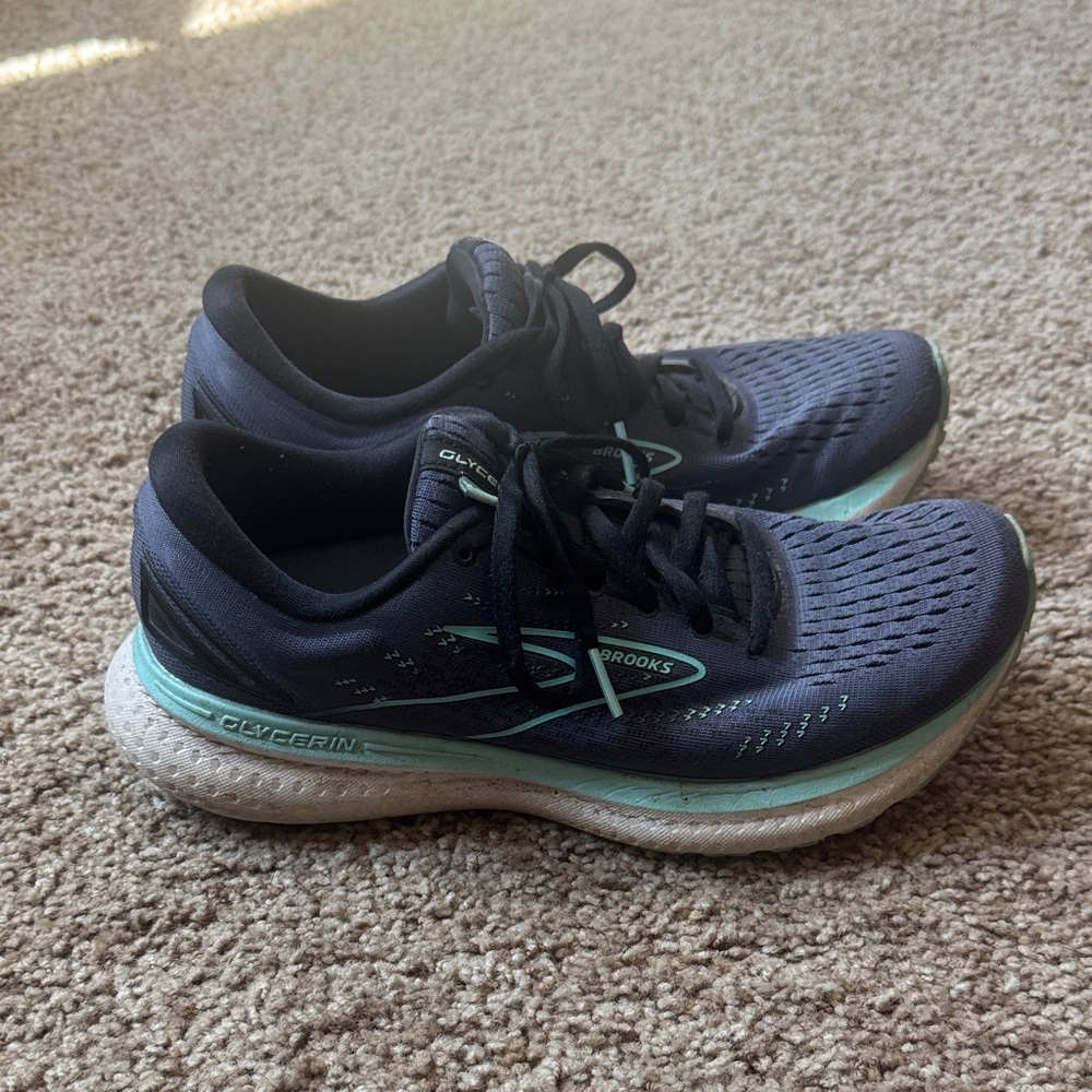 Brooks Glycerin Women’s Running Shoes Size 8.5